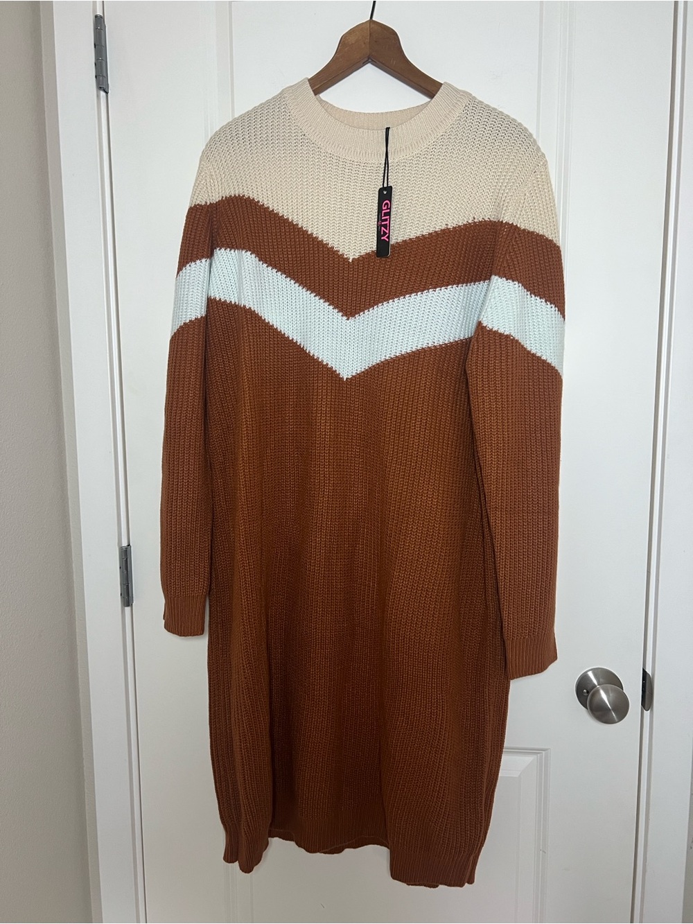 Glitzy Sweater Dress Burnt Orange Cream Chevron 3X - Picture 5 of 5